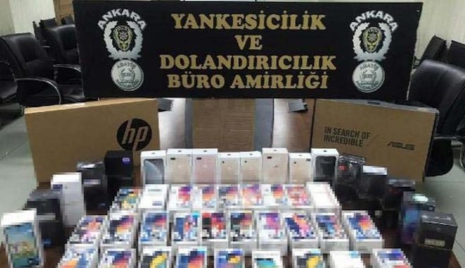 Polis, vatandaşı dolandıran ‘reset’ çetesine ‘format’ attı